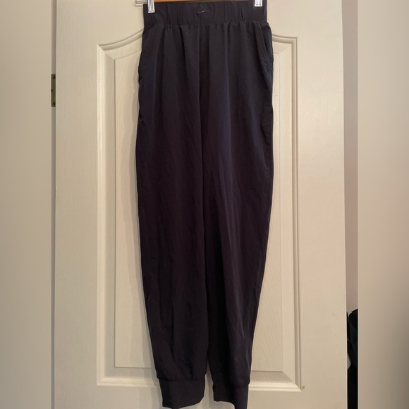 NIKE Dri-Fit Black High Waisted Joggers (no longer sold) - Picture 6 of 6